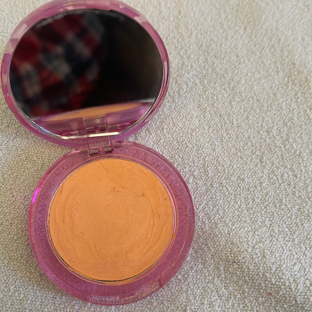 Lime Crime soft wear blush in Download
